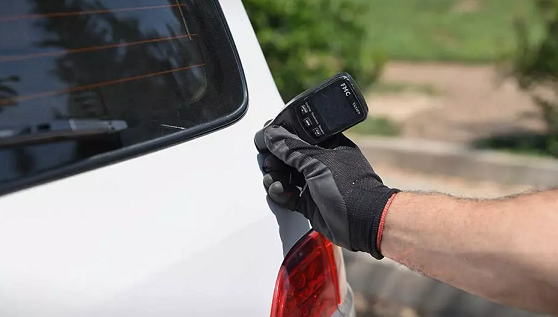 نحوه تشخیص رنگ خودرو با آهن ربا